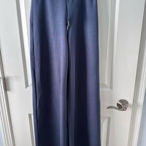 SPANX AirEssentials®
Wide Leg Pant